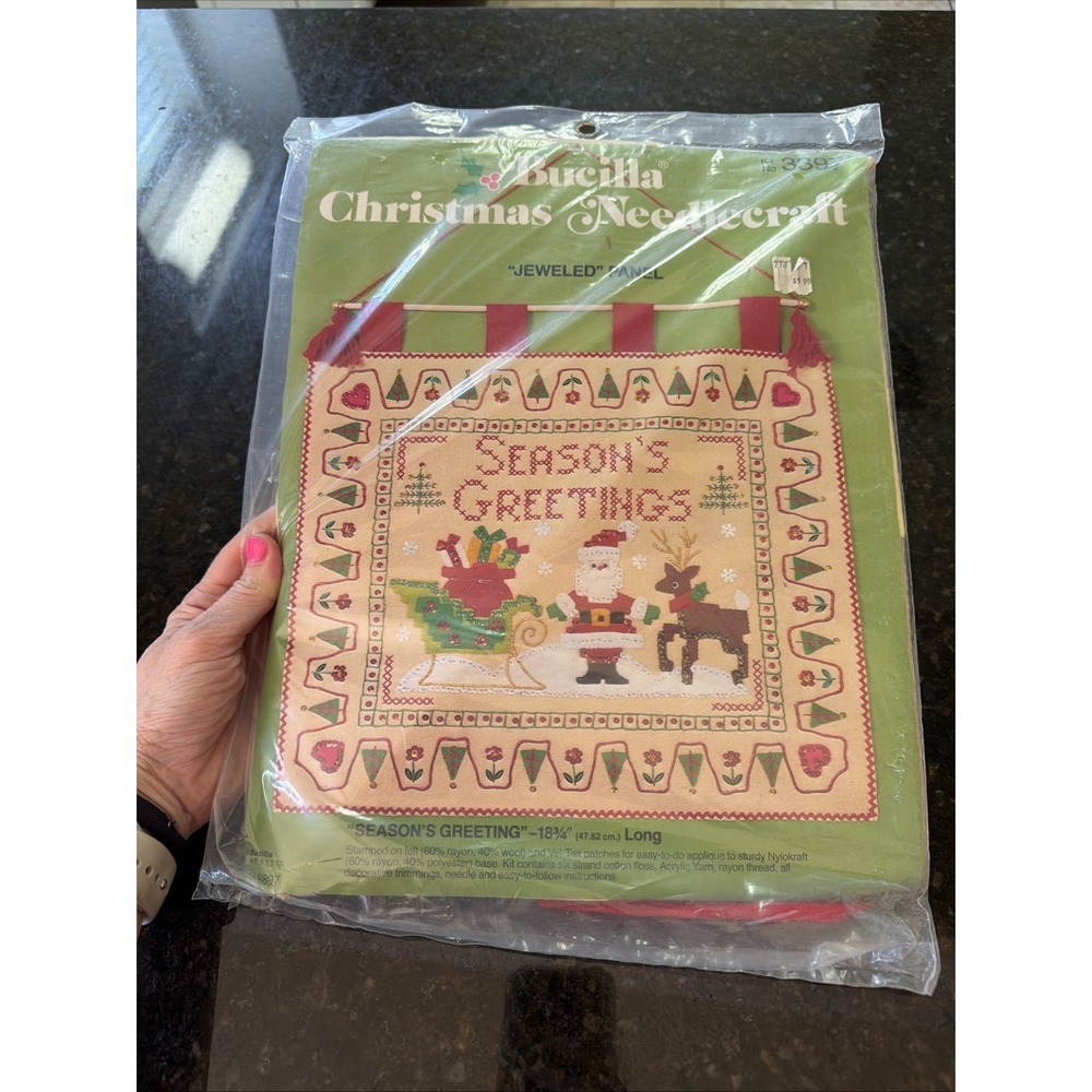 Bucilla Christmas Needlecraft Jeweled Panel Kit 3397 Seasons Greetings Felt Kit